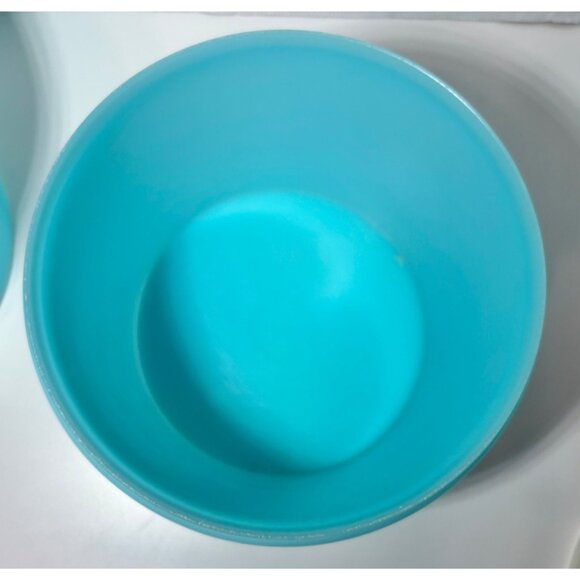 Vtg ACTION Ind Inc Plastic Storage Containers Blue w/ lid Circular - Picture 7 of 8